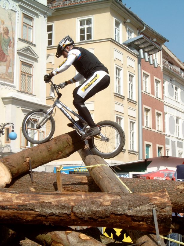 Graz01
