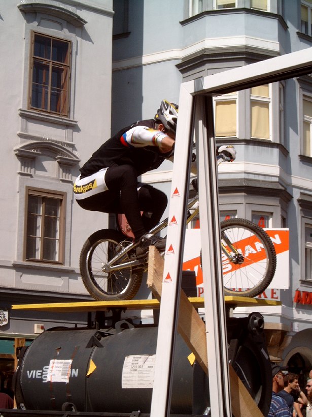 Graz04