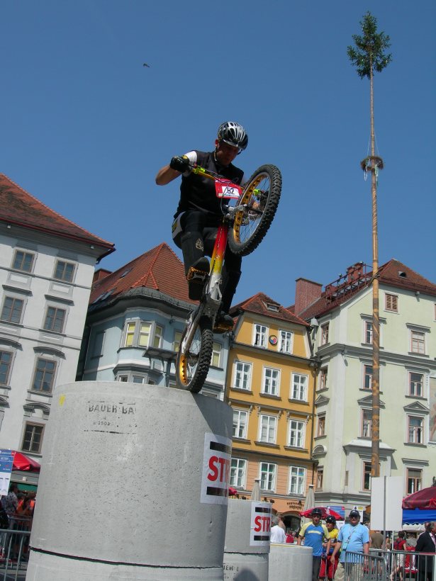 Graz03